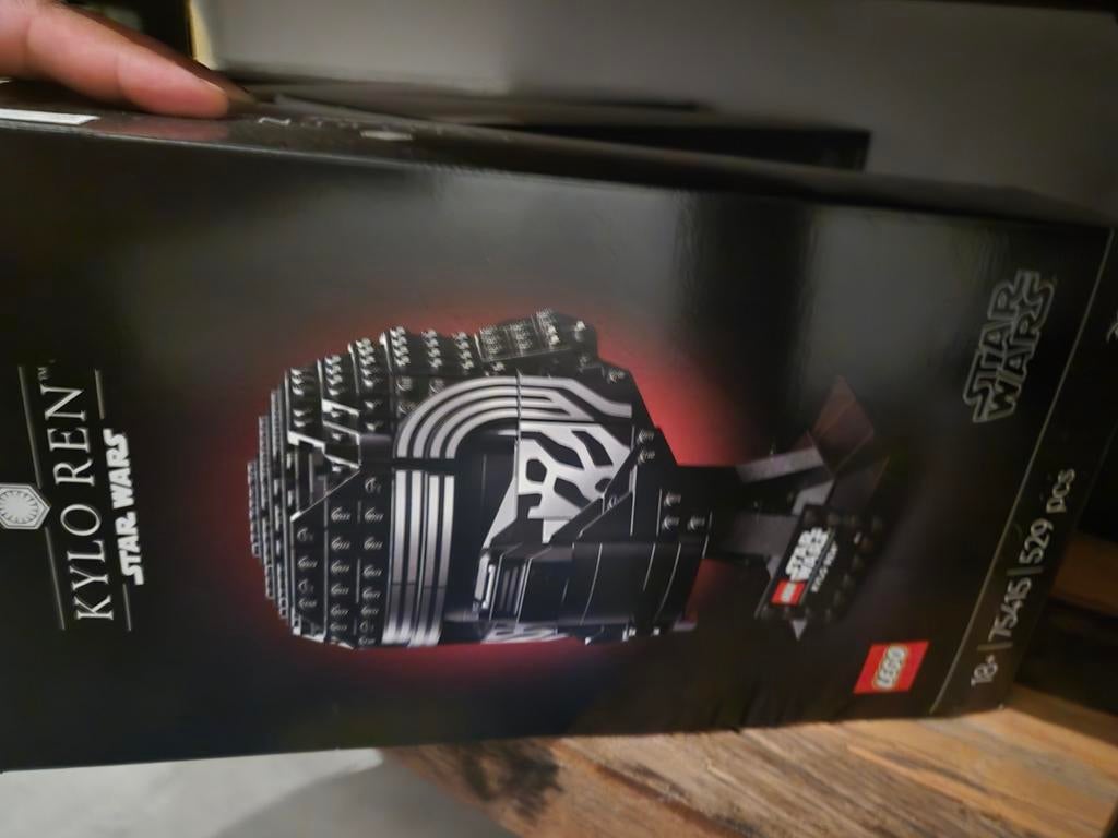 Lego Kylo Ren helm sealed, Ophalen