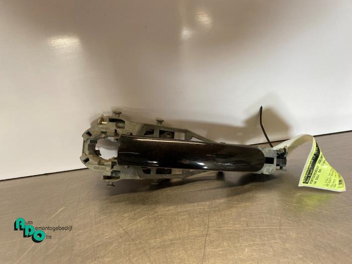 Poignée portière 2portes droite d'un Volkswagen Golf (Golf, Autos : Pièces & Accessoires, Volkswagen, -, 3 mois de garantie, Utilisé