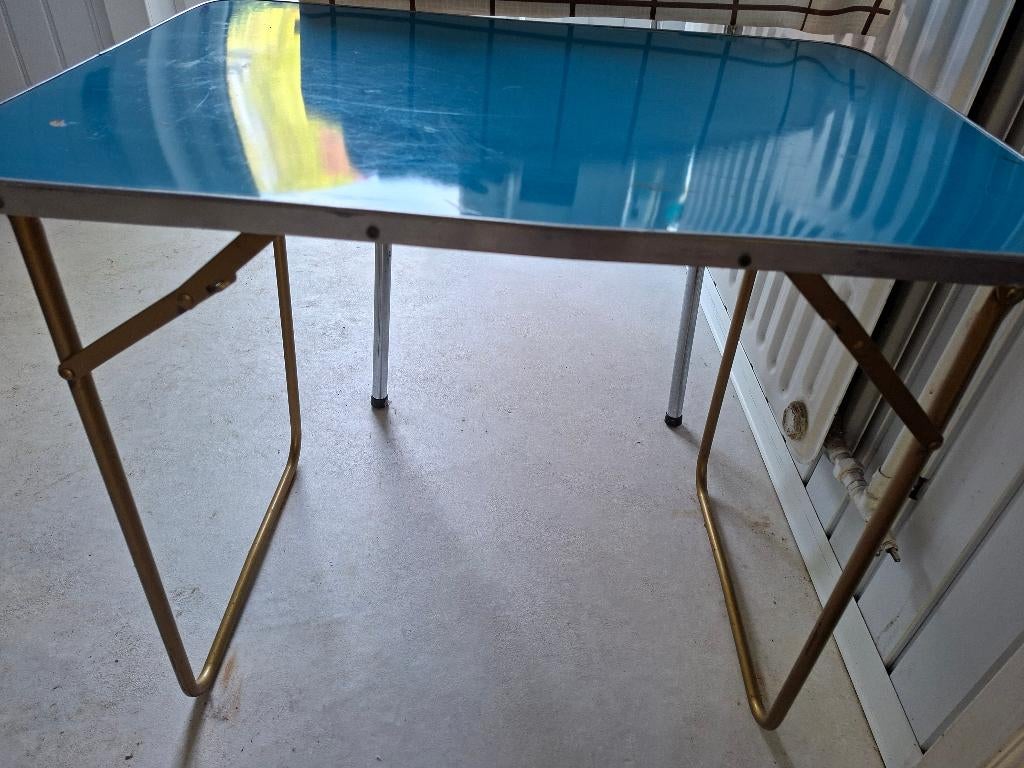 2 TABLES DE CAMPING PLIANTES, Caravanes & Camping, Meubles de camping, Enlèvement, Comme neuf