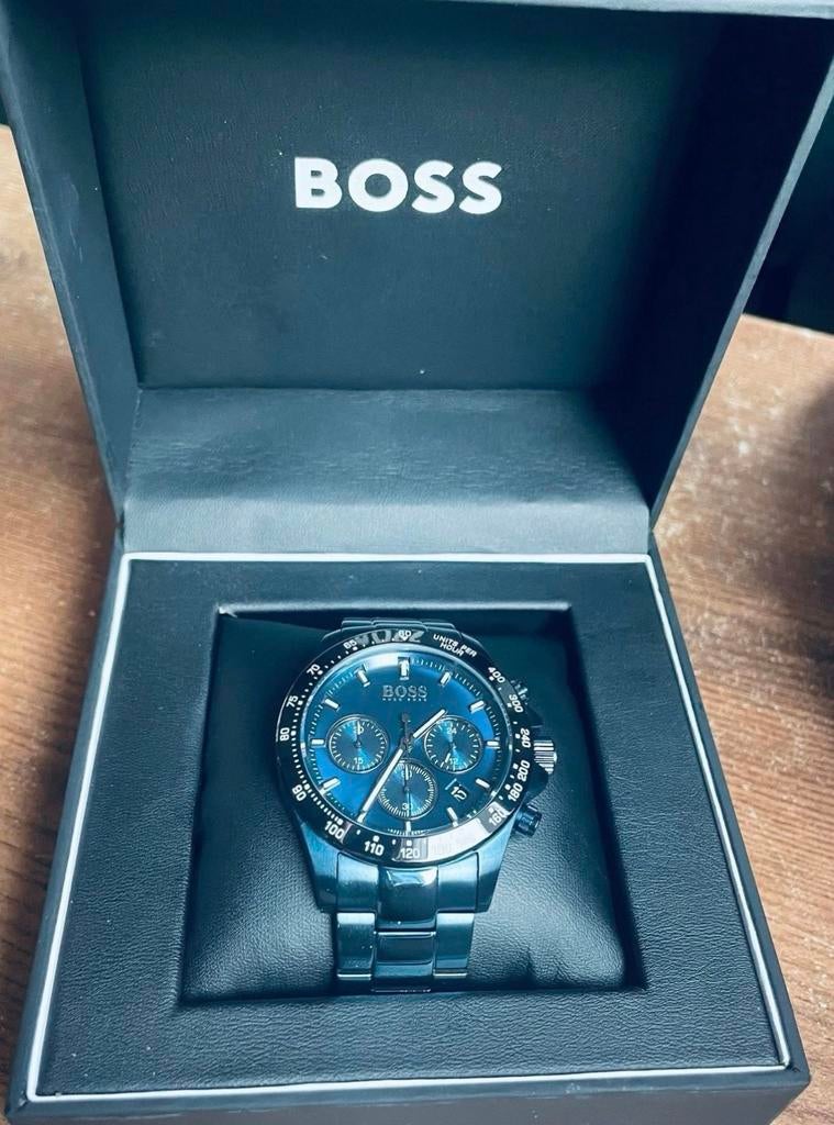 montre De Luxe boss Original homme Bleu Neuf Jamais Porter, Bijoux, Sacs & Beauté, Autres marques, Enlèvement ou Envoi, Autres matériaux