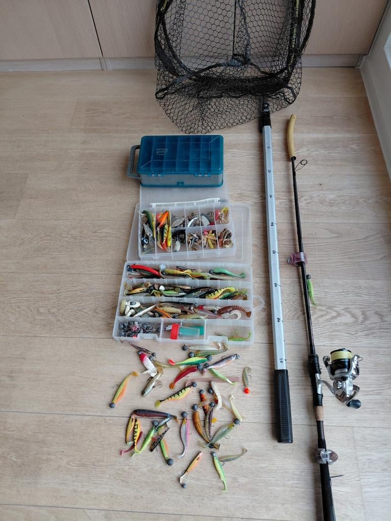 Alles om te roofvissen met kunstaas en levendaas, Watersport en Boten, Ophalen