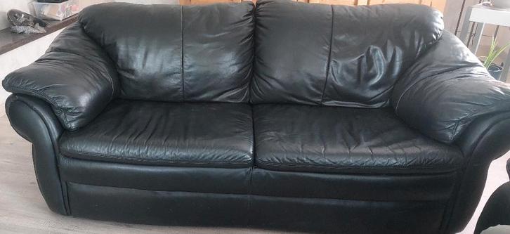 Zwart bankstel, Maison & Meubles, Canapés | Salons, Utilisé, Banc droit, Quatre personnes ou plus, 200 à 250 cm, 75 à 100 cm, Synthétique