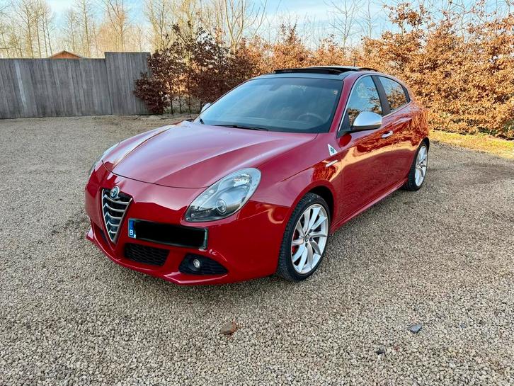 Alfa Romeo Giulietta 1.4i Multiair 170pk Q2 Pano LED Navi, Auto's, Alfa Romeo, Bedrijf, Te koop, Giulietta, ABS, Adaptieve lichten