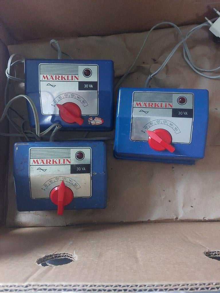 Marklin Ho, Enlèvement ou Envoi