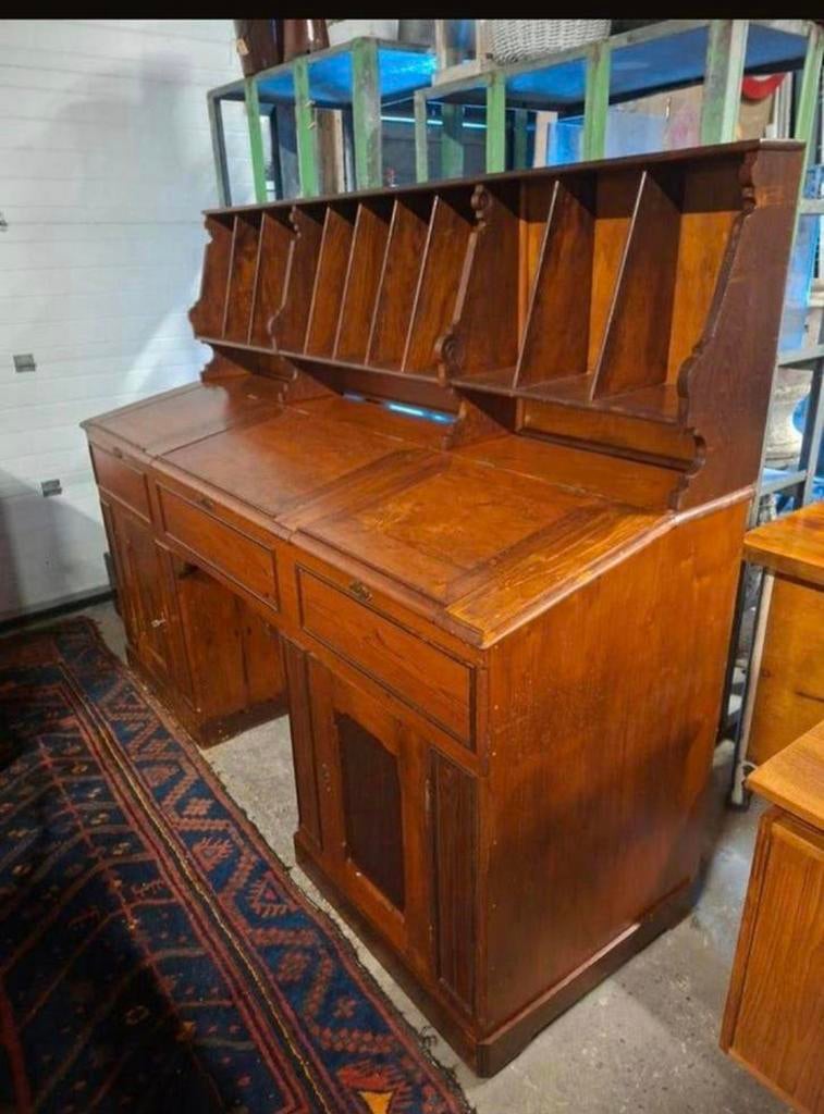 Bureau/stadesk, Ophalen