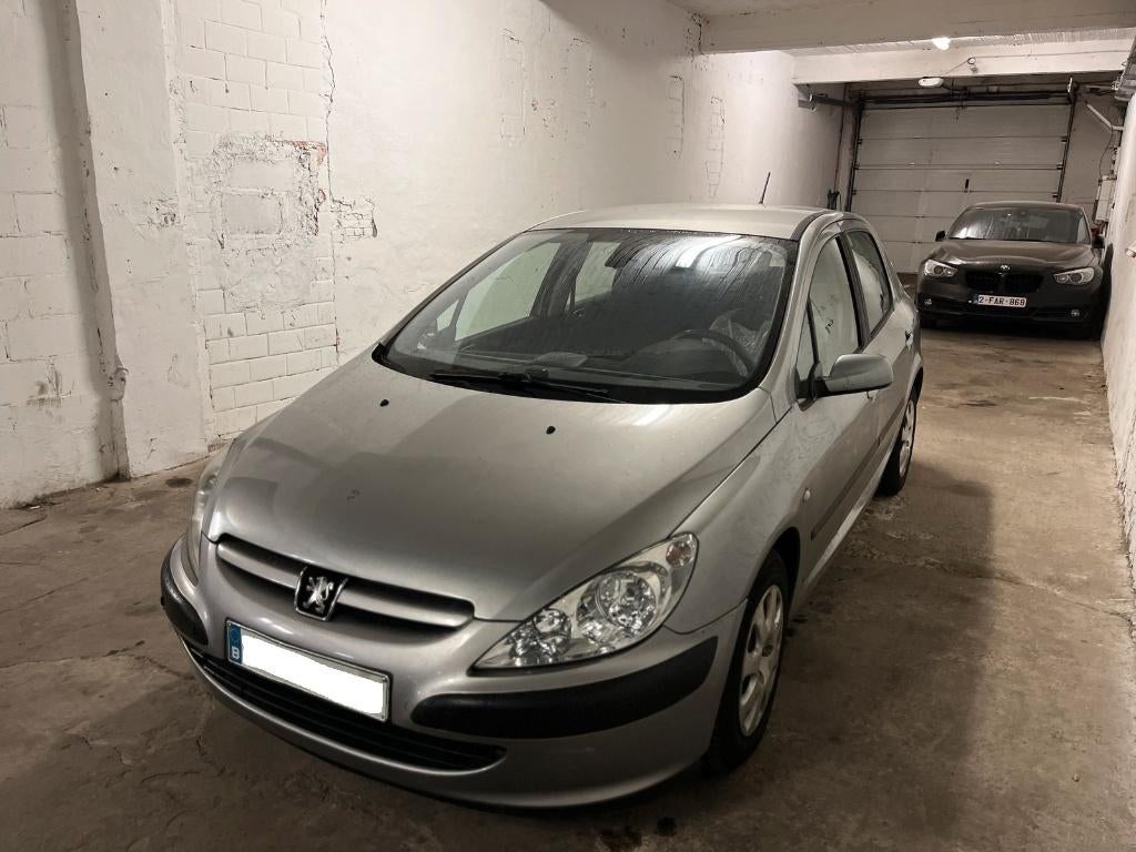 Peugeot 307 1.6i Benzine Automaat Airco Gekeurd met carpass, Auto's, Stof, Zwart, 1600 cc, Bedrijf