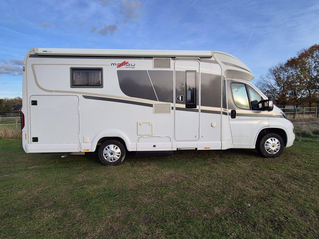 Malibu Compact AUTOMAAT 130PK 1e eig NW, Caravans en Kamperen, Overige merken, Bedrijf, Half-integraal