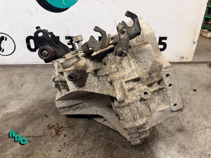 Boîte de vitesse d'un Toyota Yaris (Yaris 2 09-), Autos : Pièces & Accessoires, -, 3 mois de garantie, Toyota, Utilisé