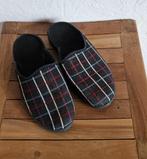 Pantoufles homme pointure 43, Kleding | Heren, Schoenen, Ophalen of Verzenden, Gedragen, Pantoffels of Sloffen