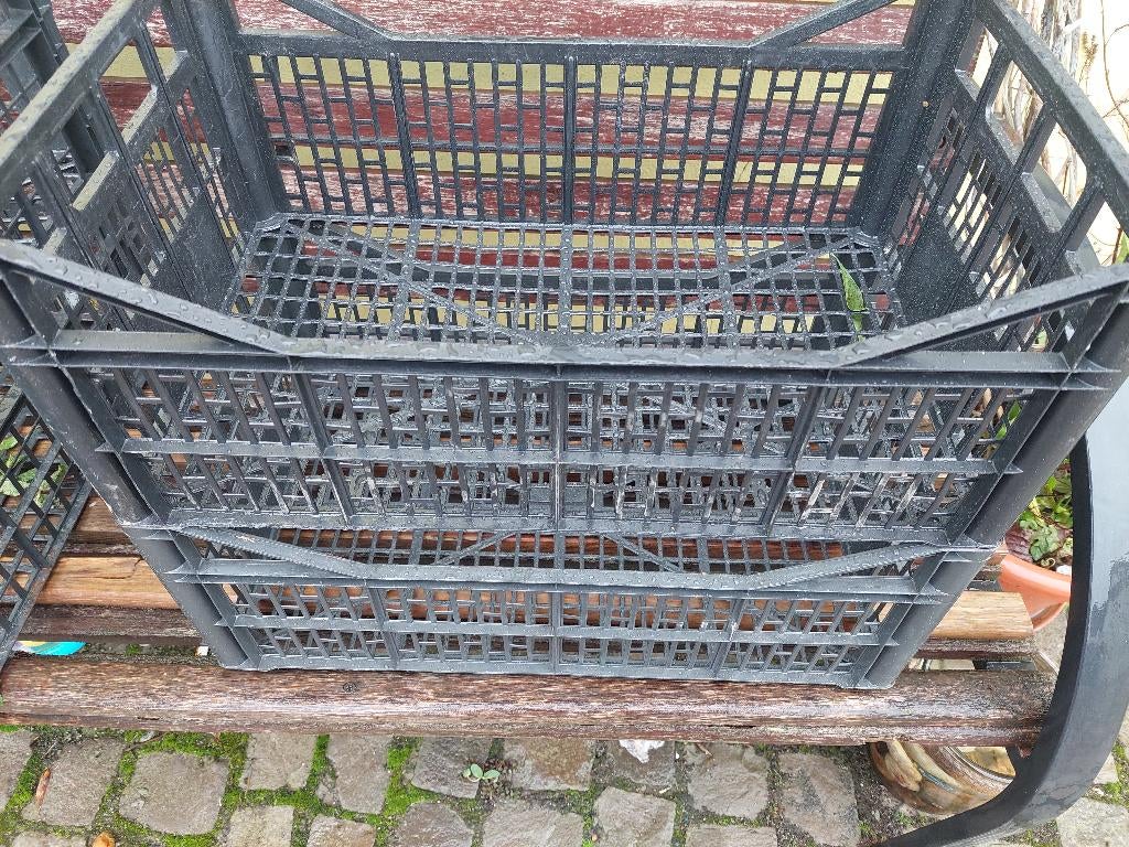 Prix 2.5 pour Caisses plastique empilable 30x50 cm, 60x40, Enlèvement, Comme neuf, Plastique, Empilable