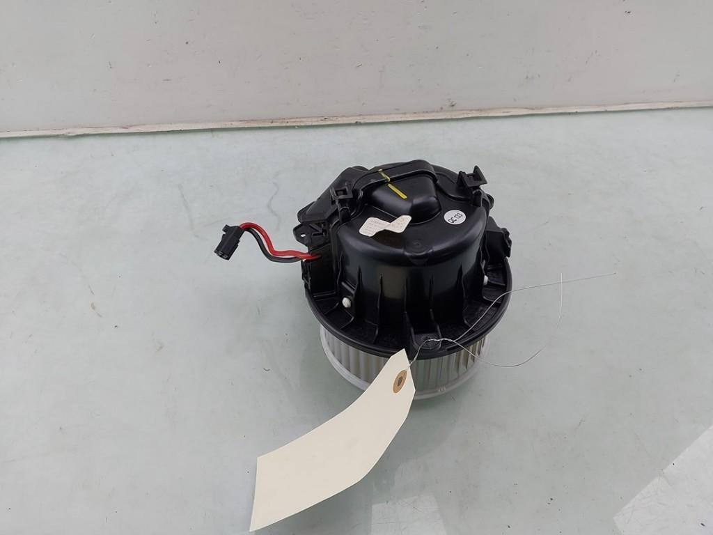 VENTILATEUR RADIATEUR MOTEUR Volkswagen Polo VI (AW1), Dhr. J. Ham, Volkswagen, Administratie@autoham.nl, Utilisé