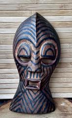 Masque africain : bois peint–motifs géométriques–déco murale, Décoration d'intérieur