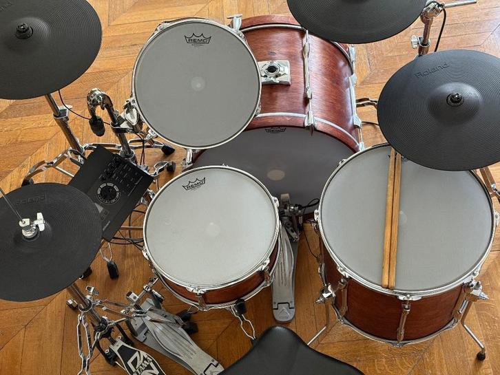 Roland V-Drum TD-17, Tama Roadstar, Premier Birch, Musique & Instruments, Batteries & Percussions, Utilisé, Premier, Électronique