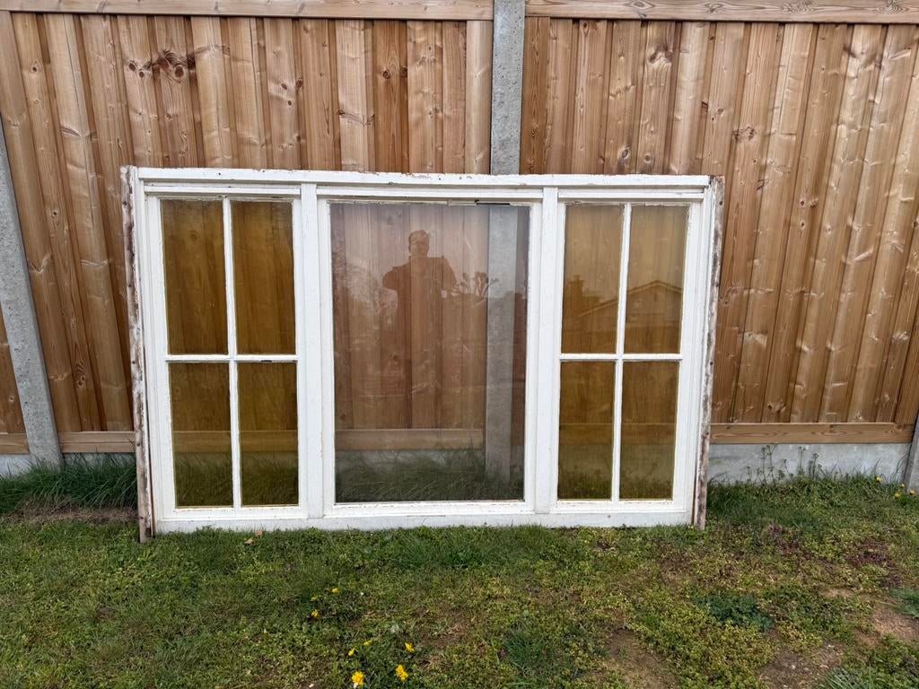 Gratis raam met twee kleine deuren, Doe-het-zelf en Bouw, Ophalen, Zo goed als nieuw