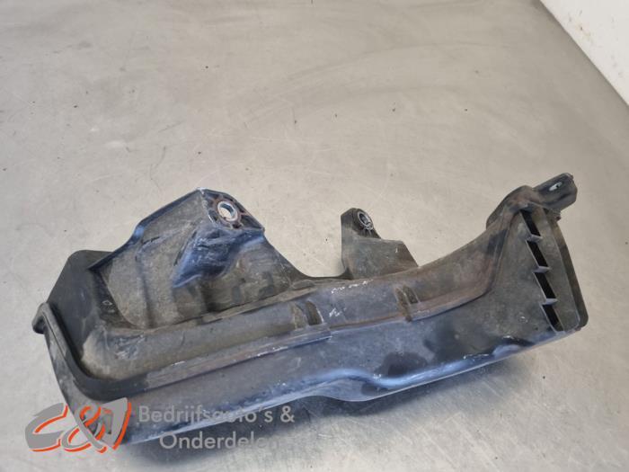 Tuyau d'aspiration air d'un Renault Trafic, Renault, -, 3 mois de garantie, Utilisé