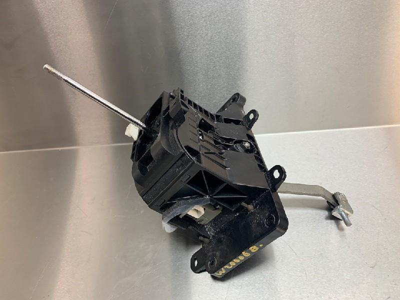 AUTOMAAT POOK ABS Lexus IS (E2) (01-1998/03-2013), Gebruikt, Lexus