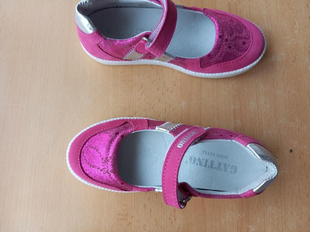 NOUVELLES ballerines Gattino taille 28 pour fille, Neuf, Enlèvement ou Envoi, Gattino, Chaussures