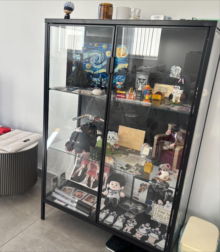 À vendre — Vitrine IKEA RUDSTA, Maison & Meubles, Armoires | Vitrines, 25 à 50 cm, Moins de 100 cm, Comme neuf, Enlèvement