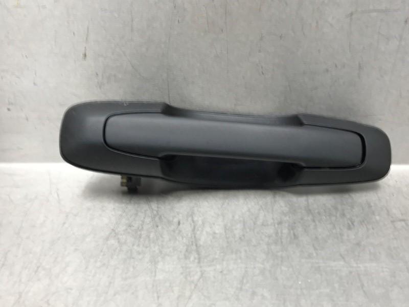 POIGNEE EXTERIEURE ARRIÈRE GAUCHE Suzuki (|8282065D00|), Utilisé, Arrière, Suzuki