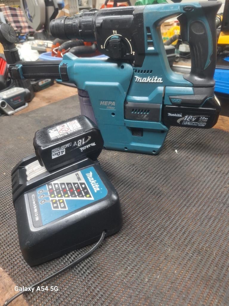 Makita Perforateur perceuse 18v, Enlèvement