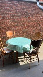 Gratis 4 bruine stoelen + taffel, Huis en Inrichting, Tafels | Eettafels, Ophalen, Gebruikt, Vier personen, Retro