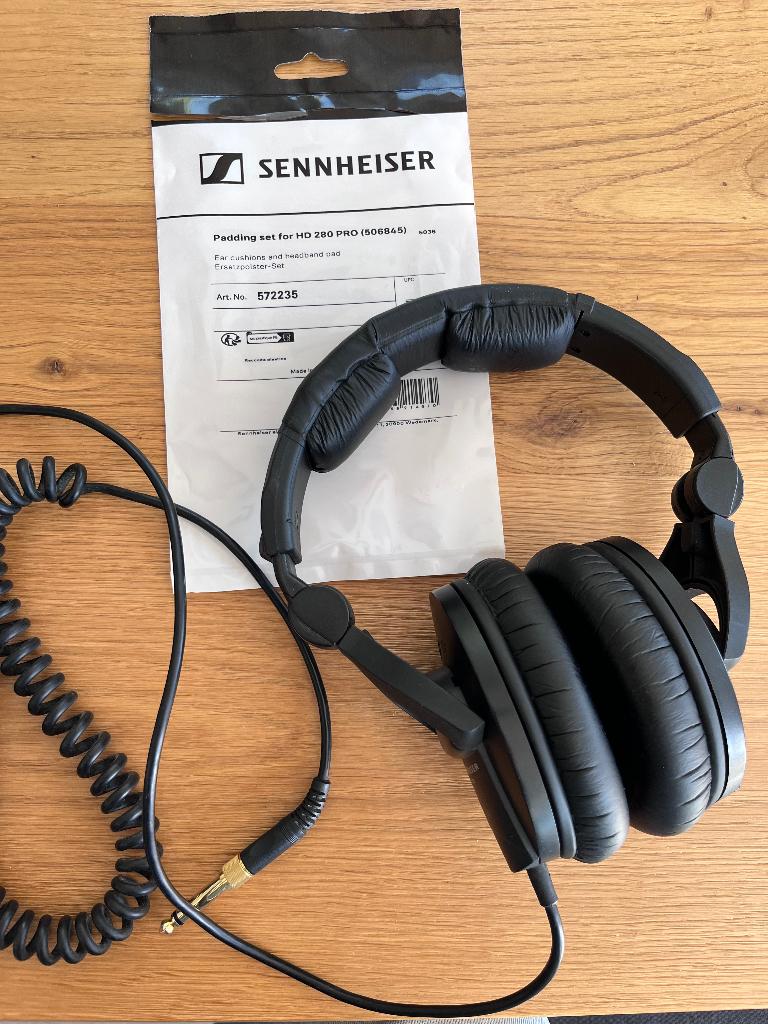 SENNHEISER HD280 PRO, Audio, Tv en Foto, Professionele apparaten, Ophalen of Verzenden, Refurbished, Audio