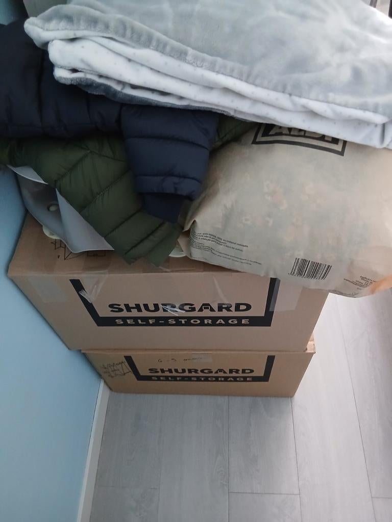 Très très gros lots de vêtement garcon taille 62-68 
A petit, Enlèvement