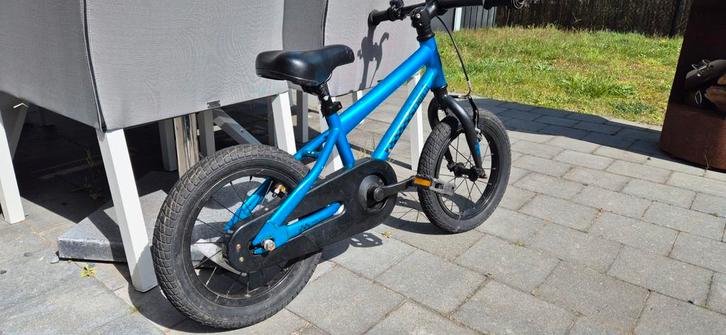 Blauwe kleuter fiets, Fietsen en Brommers, Brommers | Crossbrommers, Ophalen