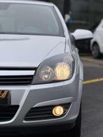 Opel Astra Astra 1.8i XE 16v*boite automat* garantie 12 mois, Auto's, Parkeersensor, Gebruikt, Zwart, 4 cilinders