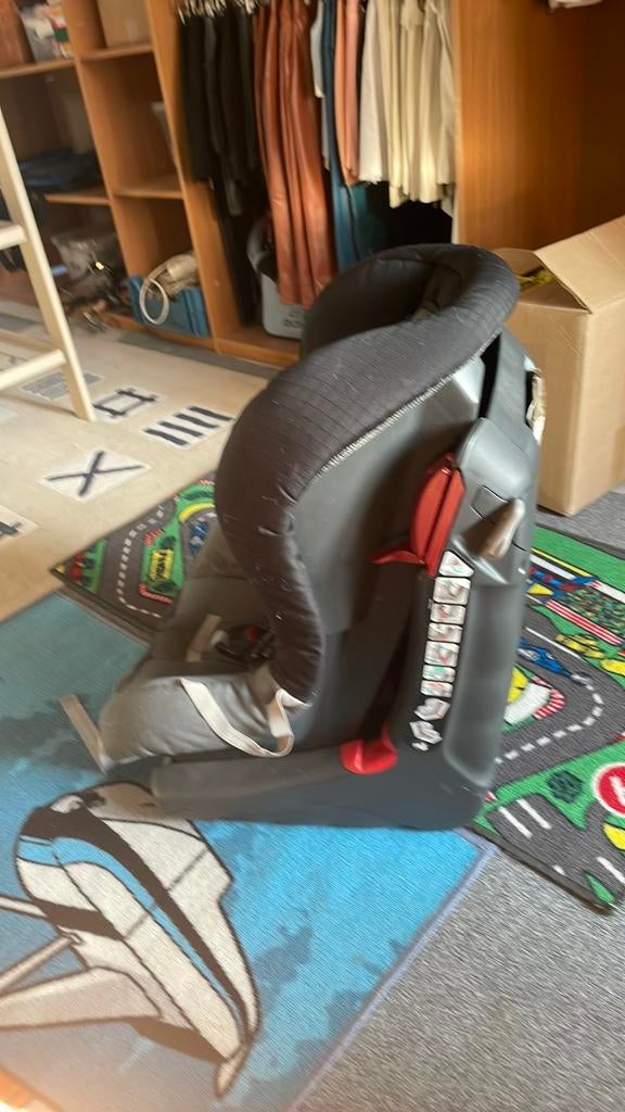 Autostoel Romer (8-18kg), Enfants & Bébés, Sièges auto, Enlèvement, Romer