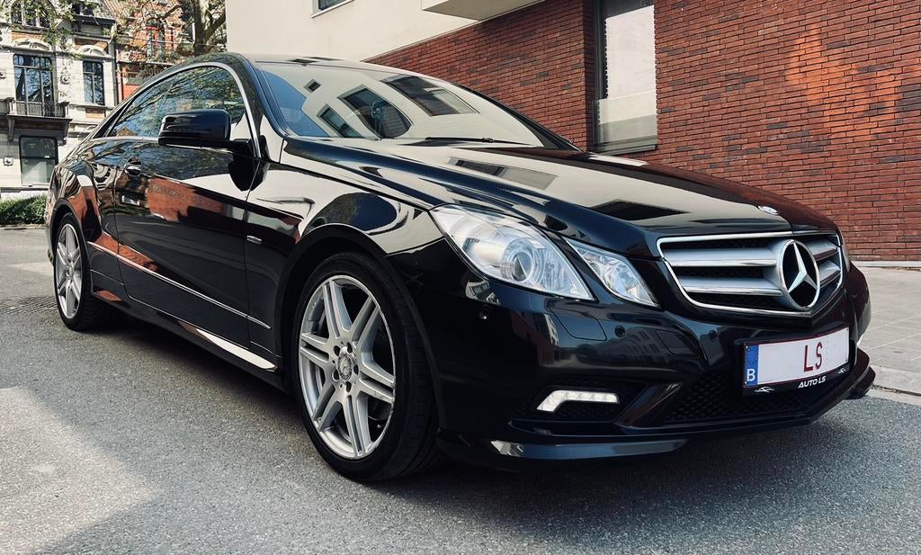 MERCEDES E200 AMG 120.000 KM ESSENCE, Autos, Mercedes-Benz, Cuir, Euro 5, Achat, 135 kW