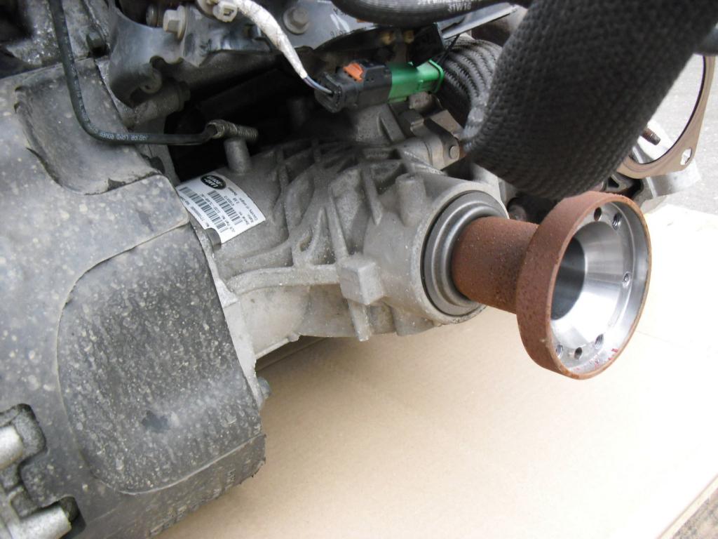 Range Rover Evoque L538 tussenbak LR051075, Jansen Laro Parts, Admin@jansenlaroparts.nl, Groenstraat 31B