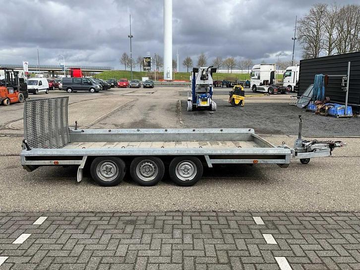 Transporteur de machines Hulco Terrax-3 18-WN-PK 2016, Autos : Divers, Remorques, Utilisé