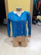 Blauwe blouse met bloemenprint, maat M, Kleding | Dames, Blouses en Tunieken, Maat 38/40 (M), Ophalen of Verzenden, Gedragen, Sans marque