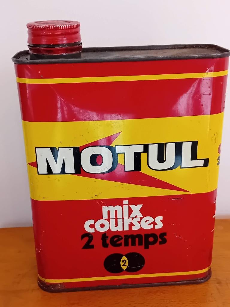 Bidon d'huile 2 temps MOTUL Vintage, Collections, Boîte en métal, Enlèvement ou Envoi, Comme neuf