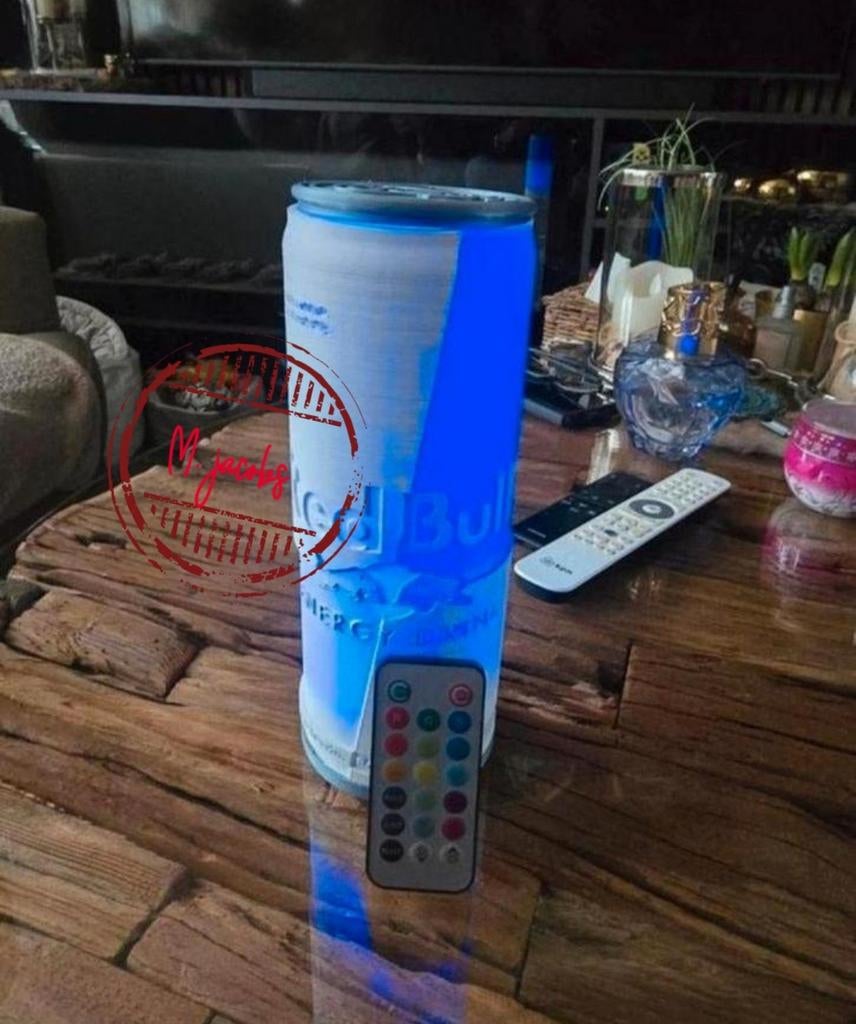 Groot Red Bull blik omgebouwd tot een sfeervolle LED lamp., Ophalen of Verzenden, Nieuw, Lichtbak of (neon) lamp