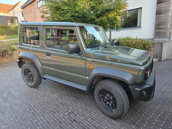 Suzuki Jimny 1.5 AllGrip 4x4 - lichte vracht - Btw-wagen, Autos, Suzuki, Particulier, Jimny, 4x4, Airbags, Air conditionné, Bluetooth