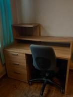 Stevig bureau, Huis en Inrichting, Ophalen, Hout