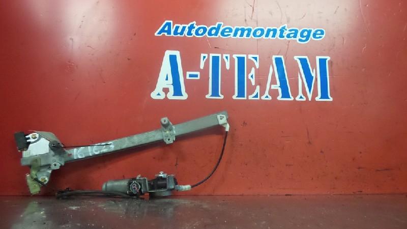 RAAMMECHANIEK RECHTS VOOR Nissan Primera (P11) (400600T6), Auto-onderdelen, Ruiten en Toebehoren, Gebruikt, Nissan