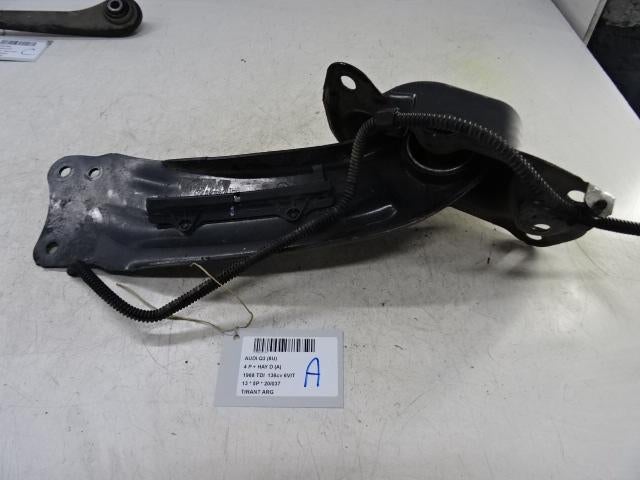 REACTIESTANG LINKS ACHTER Audi Q3 (8UB / 8UG) (3C0505225E), Gebruikt, Audi