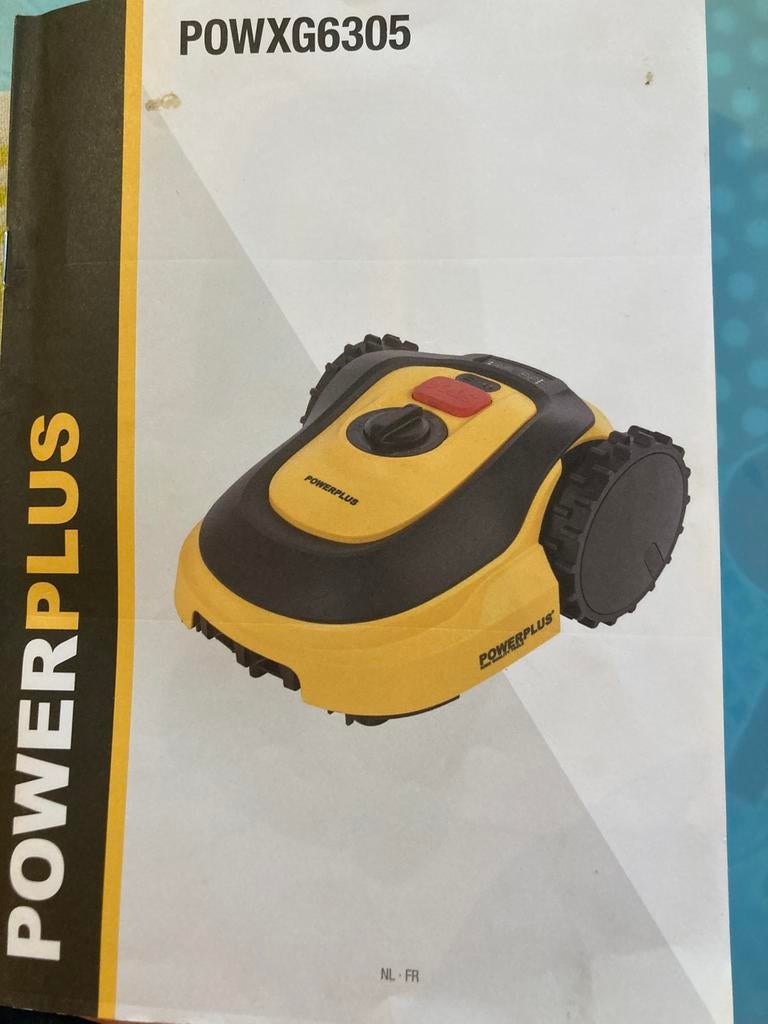 Robomondeuse Powerplus POWXG6305, Enlèvement, Comme neuf, Moins de 20 cm, Avec capteur de pluie