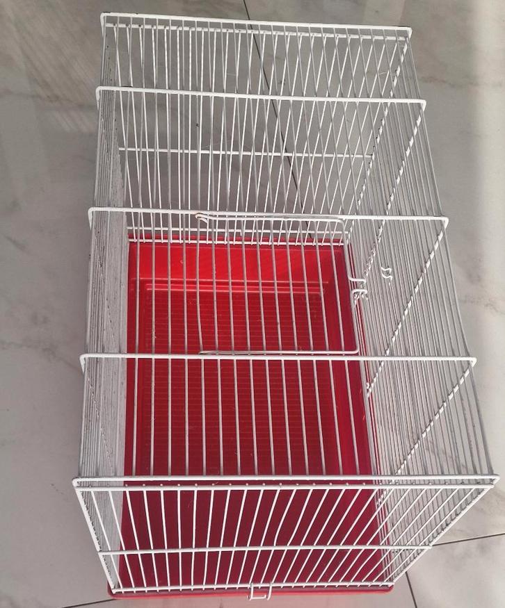 Kleine kooi voor vogels of kleine knaagdieren te koop, Dieren en Toebehoren, Knaagdieren en Konijnen | Hokken en Kooien, Zo goed als nieuw