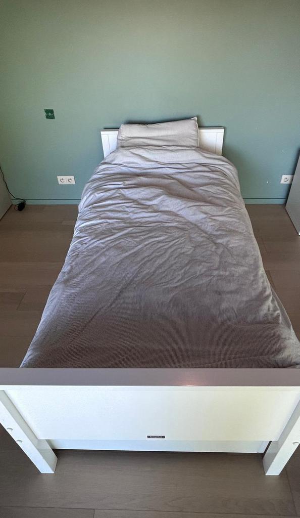1 persoonsbed met extra slaaplade, Huis en Inrichting, Slaapkamer | Bedden, Ophalen, Zo goed als nieuw, Wit