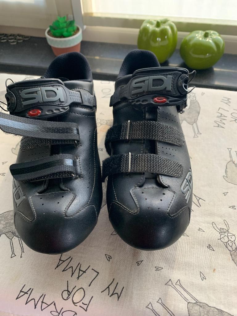 Chaussures de vélo Sidi, Andere, Comme neuf, Enlèvement, Chaussures de sport
