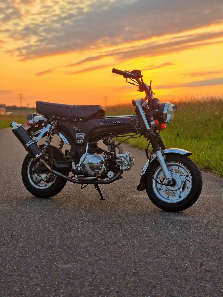 Dax 50cc in onderdelen te koop stuur wat je nodig hebt, Vélos & Vélomoteurs, Cyclomoteurs | Zundapp, Enlèvement ou Envoi