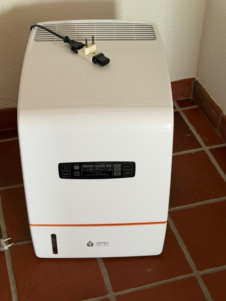 Purificateur d'air et humidificateur Airbi Maximum, Electroménager, Équipement de traitement de l'air, Enlèvement, Comme neuf
