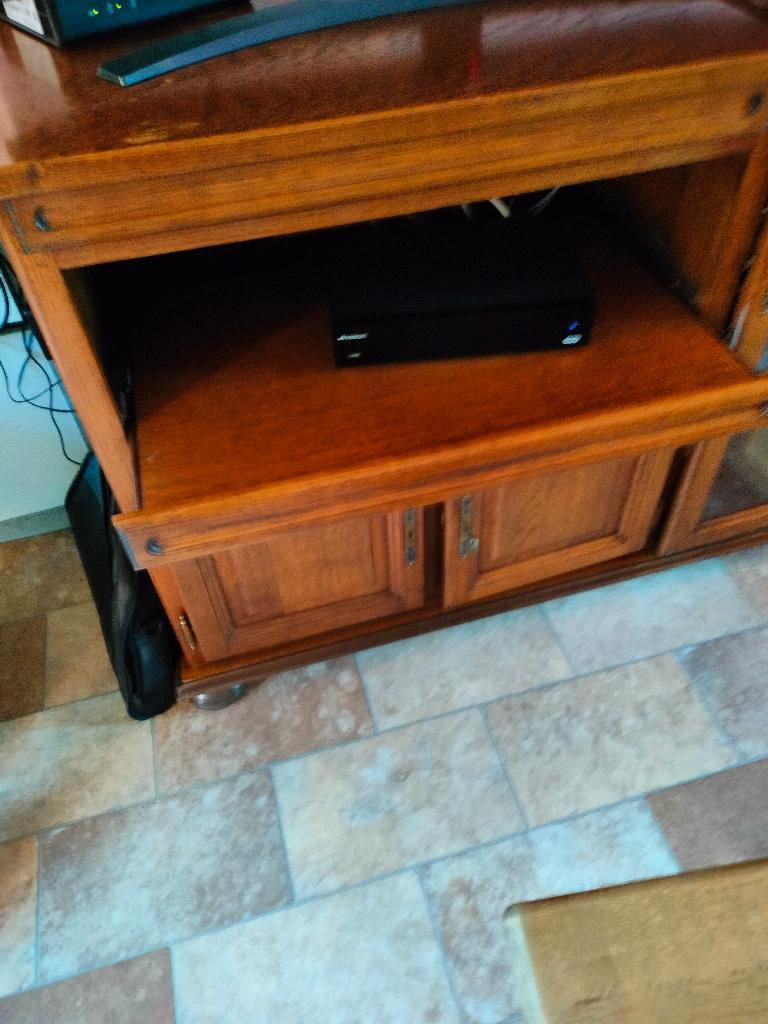 Meuble TV réglable possible de régler, 25 à 50 cm, Moins de 100 cm, 100 à 150 cm, Enlèvement