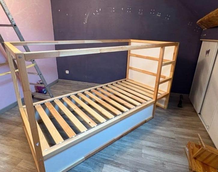 Ikea wit Kura omkeerbaar bed 90x200cm, Kinderen en Baby's, Kinderkamer | Bedden, Matras, Ophalen