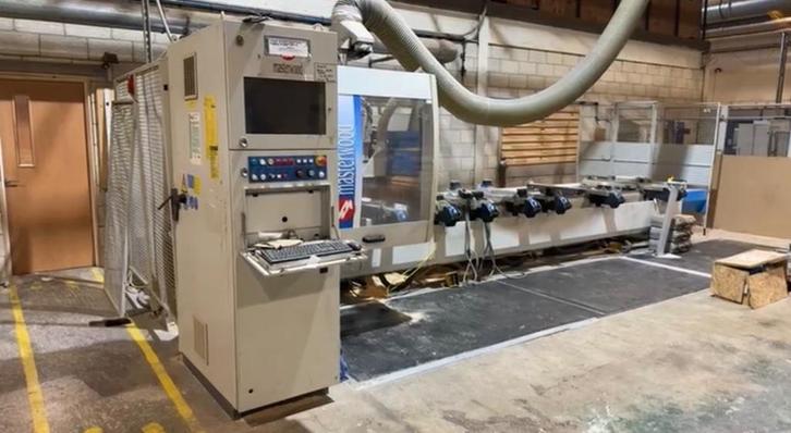 Masterwood 415L, Zakelijke goederen, Machines en Bouw | Houtbewerking, Ophalen