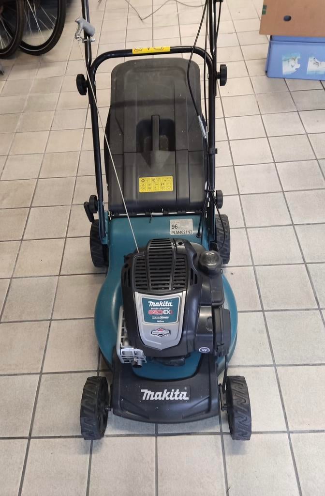 Grasmaaier Makita, Tuin en Terras, Grasmaaiers, Ophalen, Zo goed als nieuw, Opvangbak, Benzine-grasmaaier